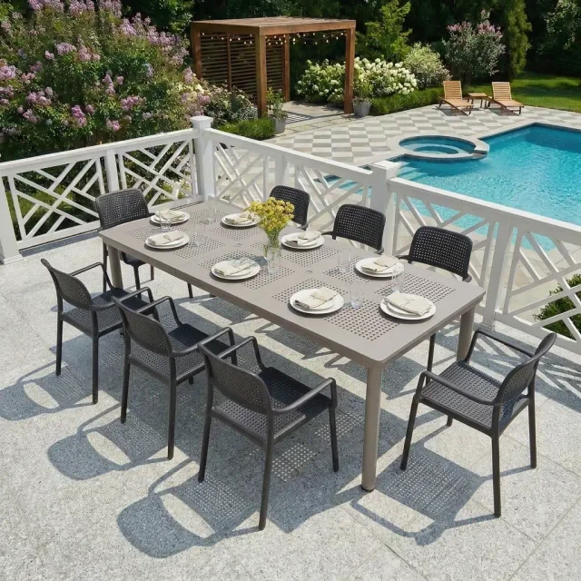 moderna vrtna garnitura Nardi